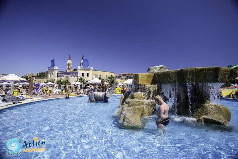 Napospart utazás Aqua Nevis Club Hotel