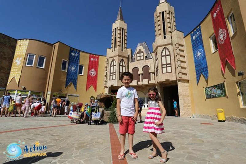 Napospart utazás Aqua Nevis Club Hotel