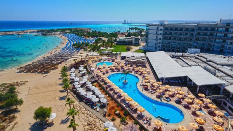 Dél-Ciprus utazás Asterias Beach Hotel