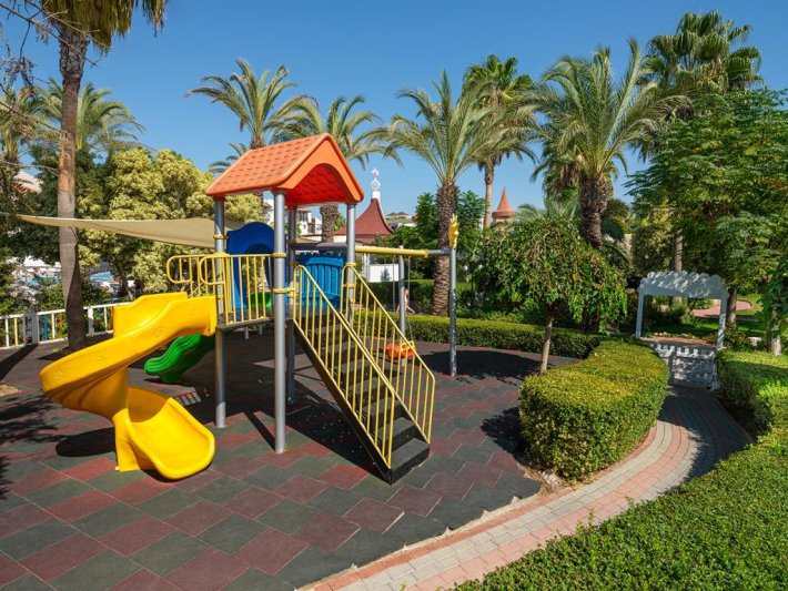 Belek utazás Aydinbey Famous Resort