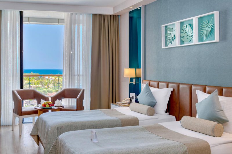 Antalya utazás Baia Lara