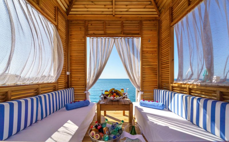 Antalya utazás Baia Lara