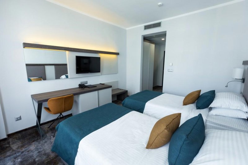 Napospart utazás Best Western Plus Premium Inn 