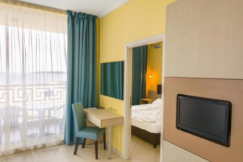 Napospart utazás Blue Pearl