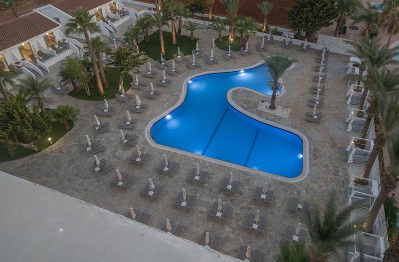 Dél-Ciprus utazás Bohemian Gardens Hotel