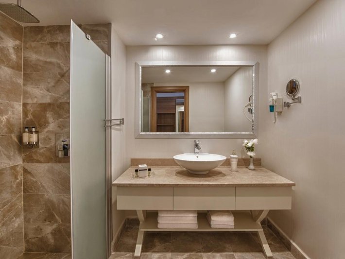 Alanya utazás Delphin Botanik Platinum