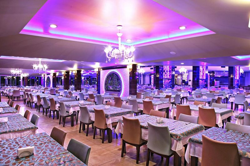Alanya utazás Carelta Beach Hotel