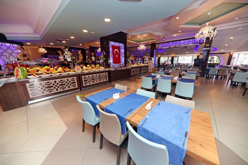 Alanya utazás Carelta Beach Hotel