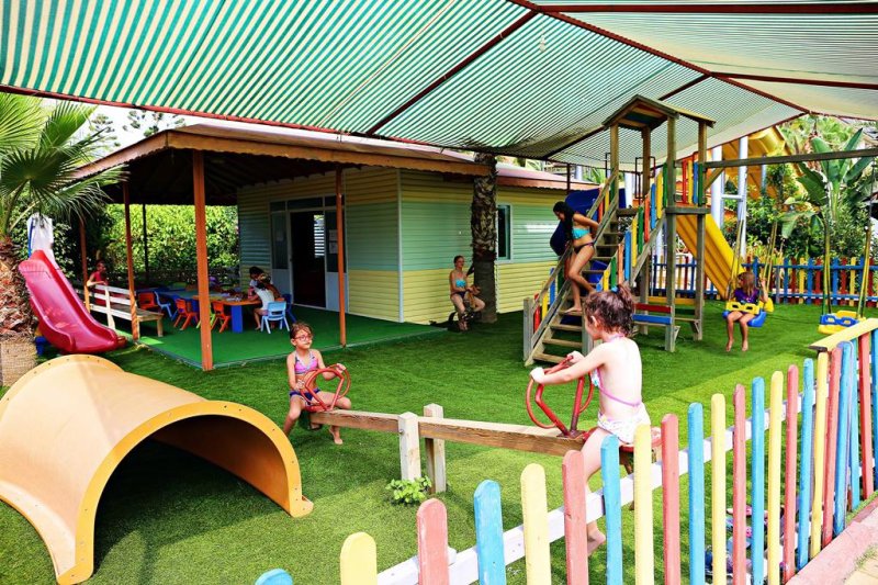 Alanya utazás Carelta Beach Hotel