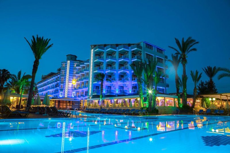 Alanya utazás Carelta Beach Hotel