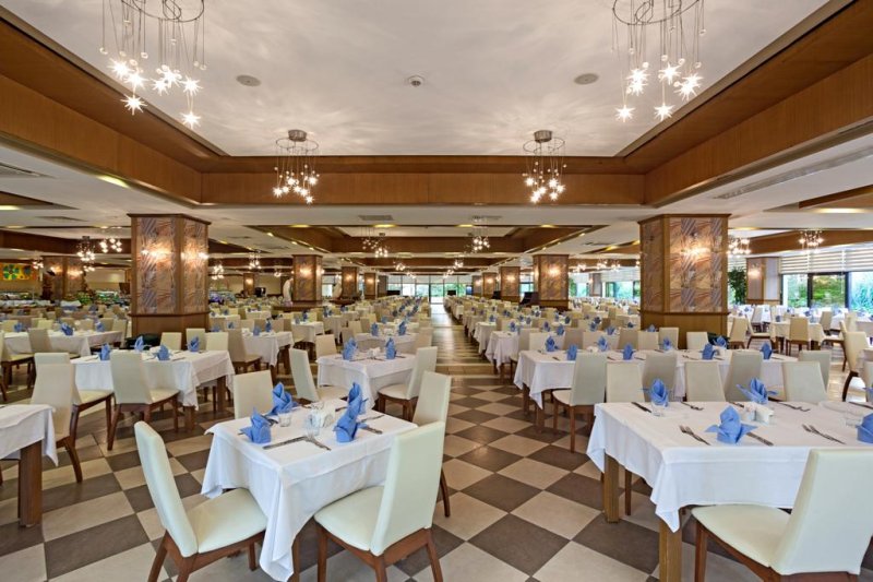 Kemer utazás Club Hotel Phaselis Rose