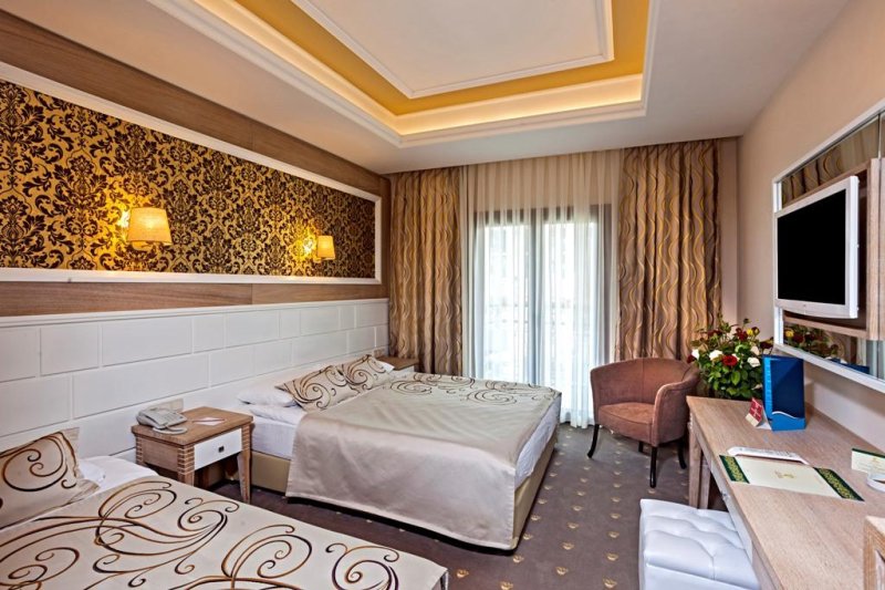 Kemer utazás Club Hotel Phaselis Rose