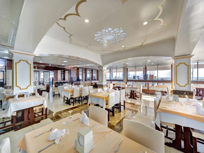 Side utazás Club Nena