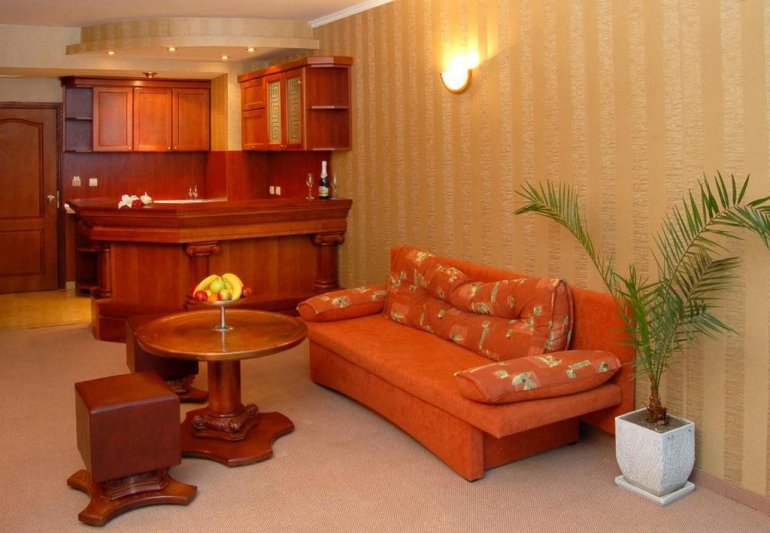 Napospart utazás Colosseum Hotel