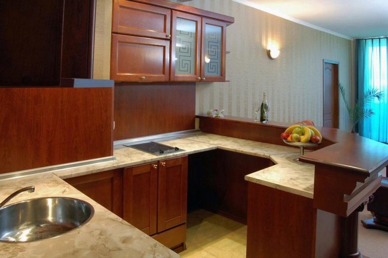 Napospart utazás Colosseum Hotel