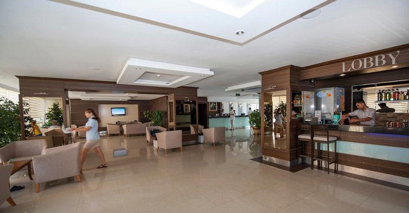 Kemer utazás Crystal Aura Beach Resort & Spa