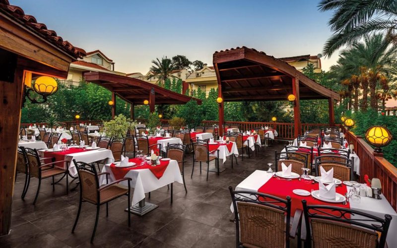 Kemer utazás Crystal Aura Beach Resort & Spa