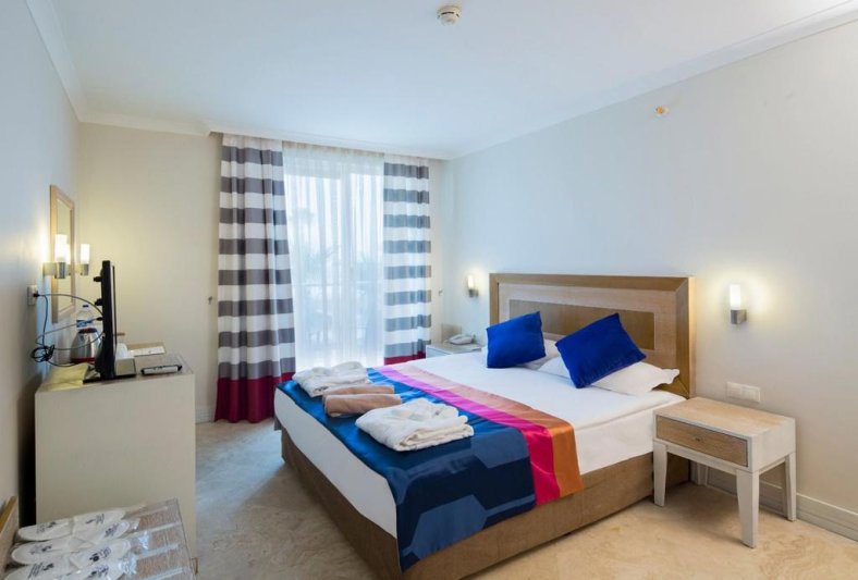 Belek utazás Crystal Boutique Beach Resort