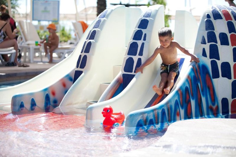 Belek utazás Crystal Family Resort