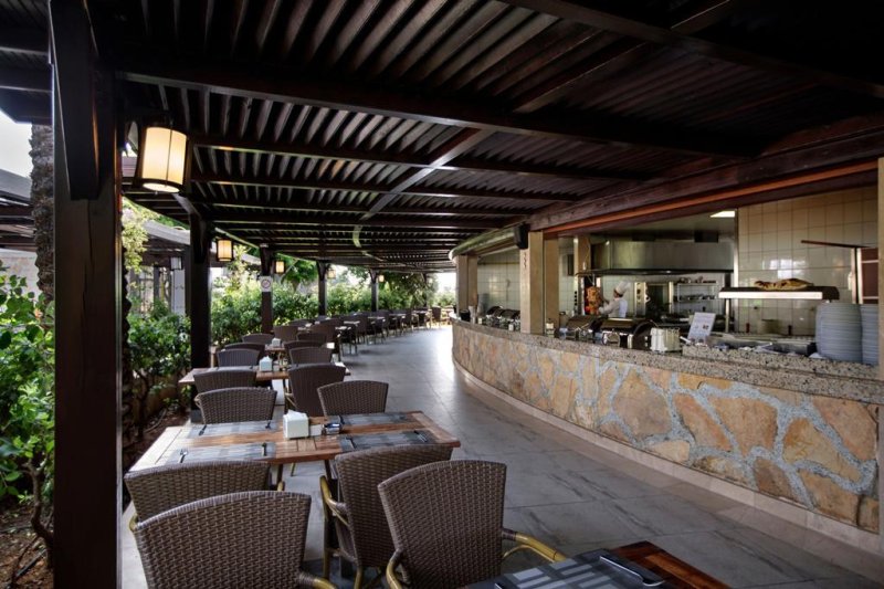 Belek utazás Crystal Family Resort