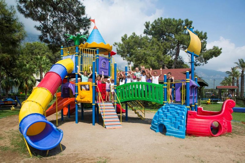 Kemer utazás Crystal Flora Beach Resort