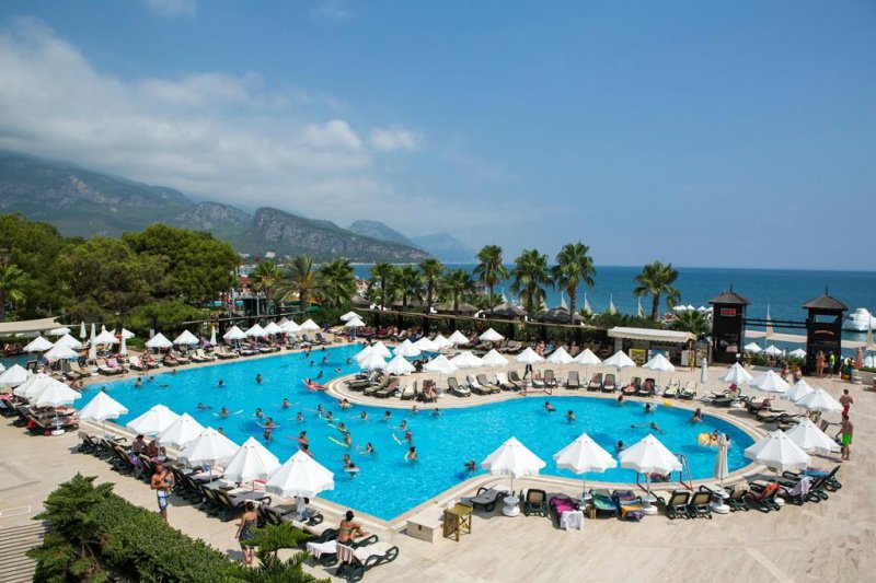 Kemer utazás Crystal Flora Beach Resort