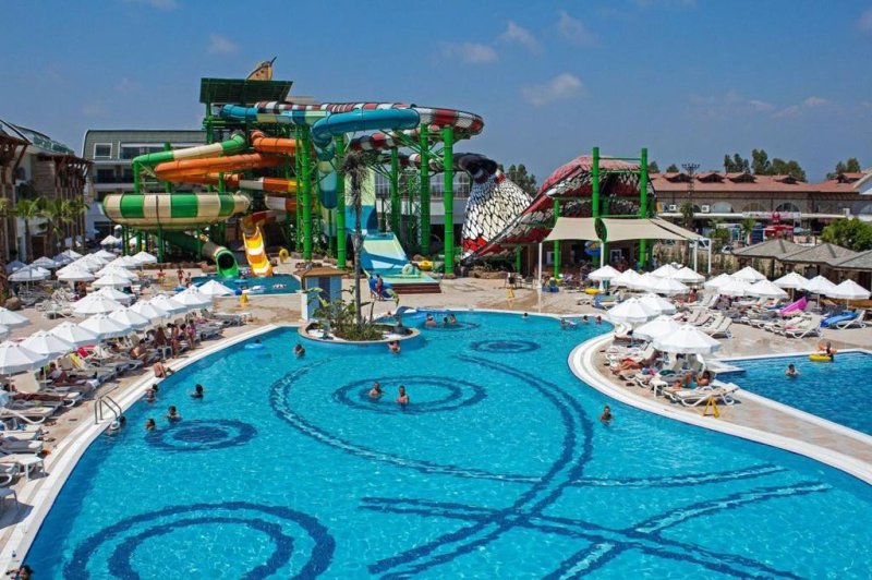 Belek utazás Crystal Waterworld Resort