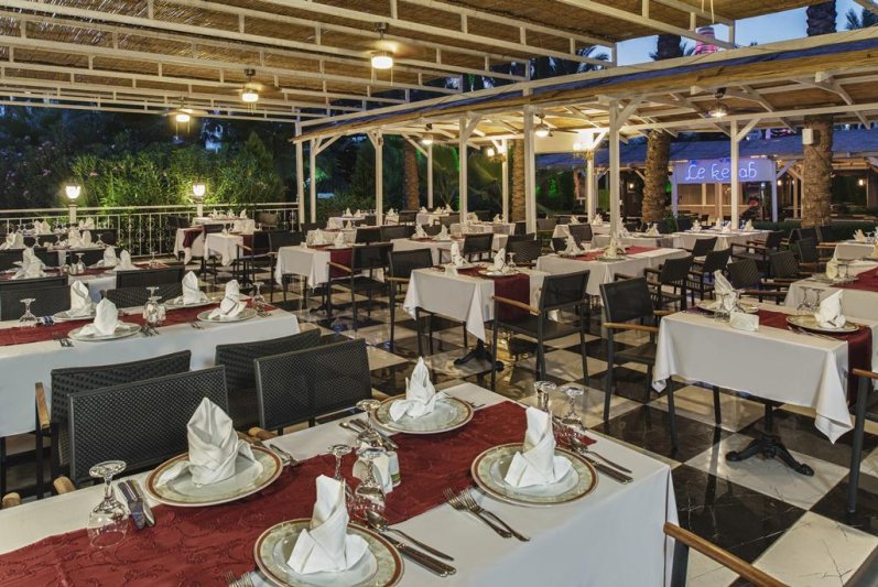 Antalya utazás Delphin Diva