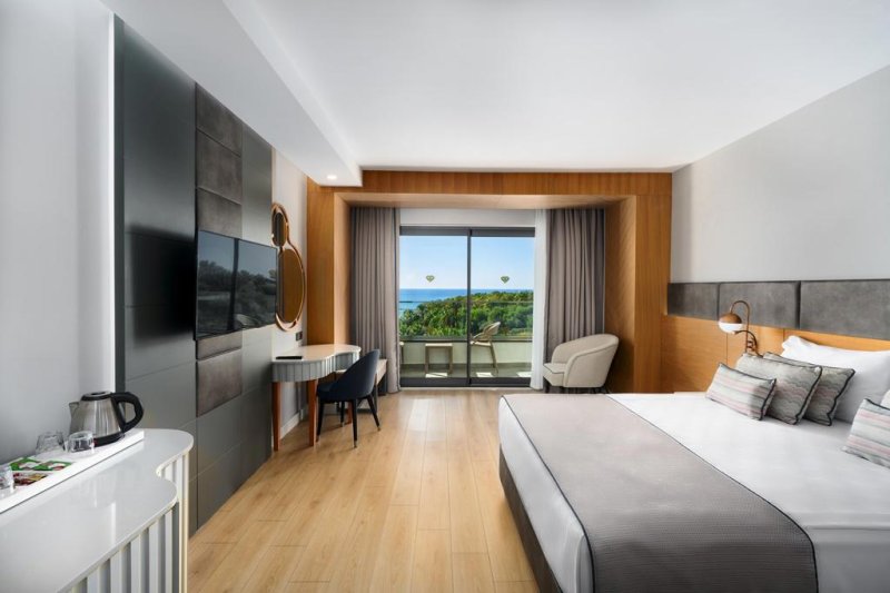 Side utazás Diamond De Luxe Hotel & Spa