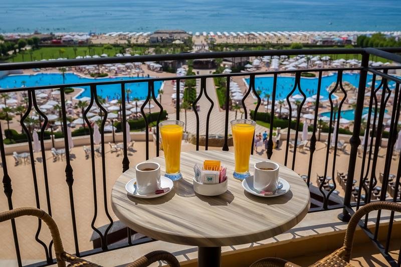 Napospart utazás Dit Majestic Beach Resort