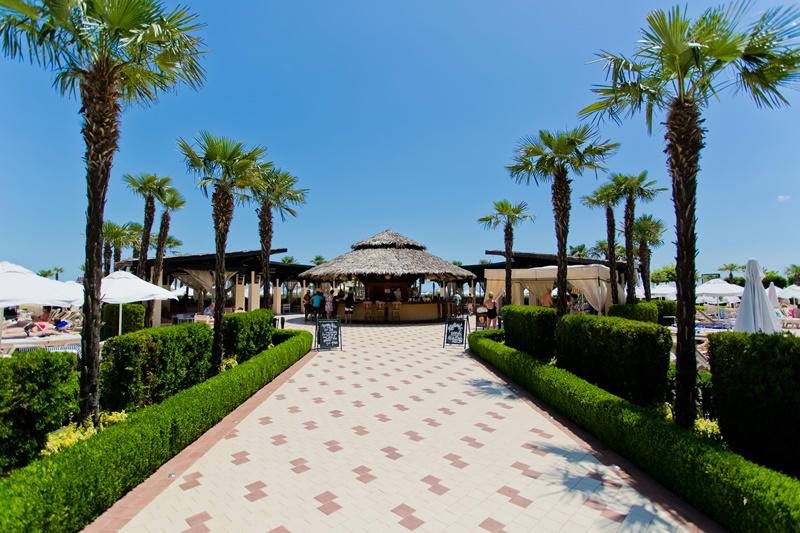 Napospart utazás Dit Majestic Beach Resort