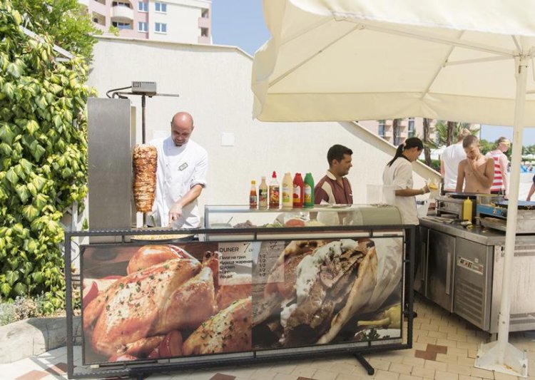 Napospart utazás Dit Majestic Beach Resort