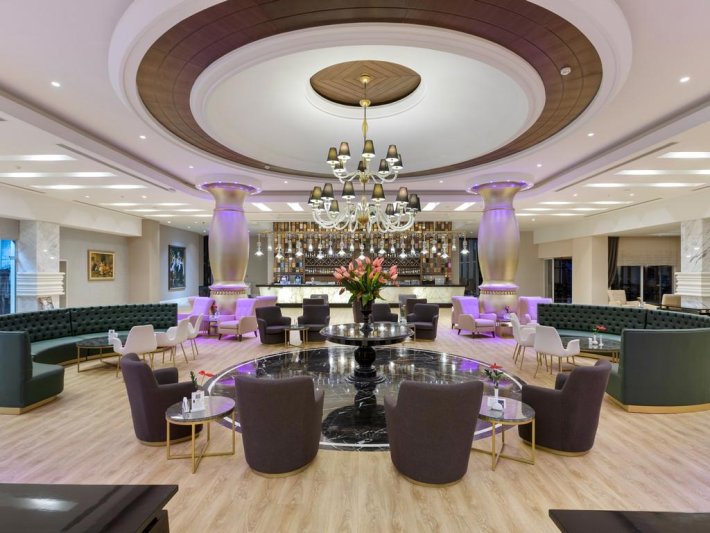 Kemer utazás Dobedan World Palace ex.: Alva Donna World Palace