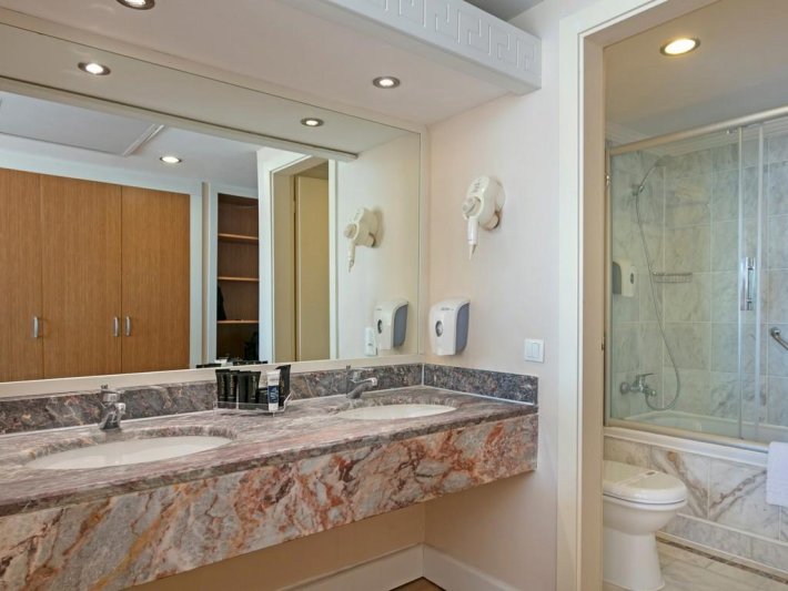 Kemer utazás Dobedan World Palace ex.: Alva Donna World Palace