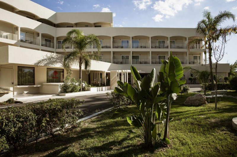 Zakynthos utazás Domes Aulus Zante Autograph Collection