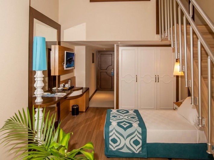 Side utazás Dream World Resort & Spa