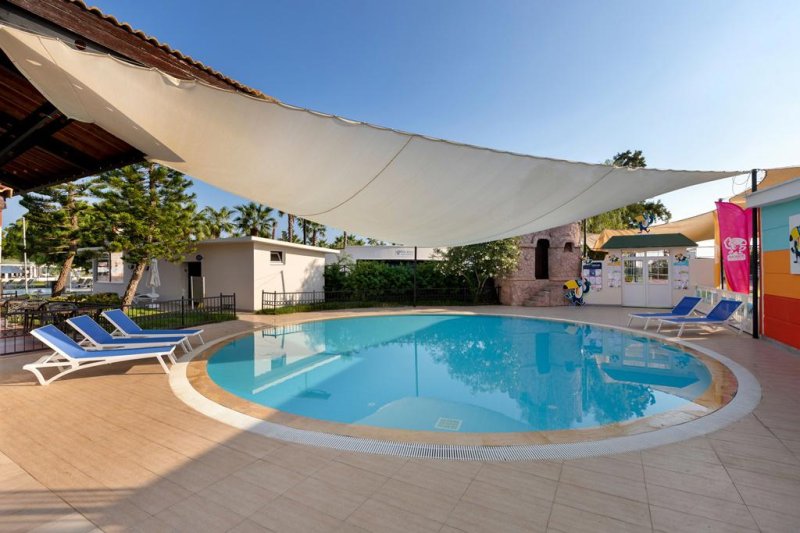 Side utazás Euphoria Barbaros Beach