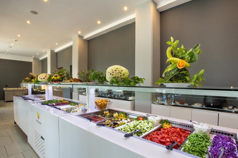 Rodosz Faliraki utazás Evita Resort