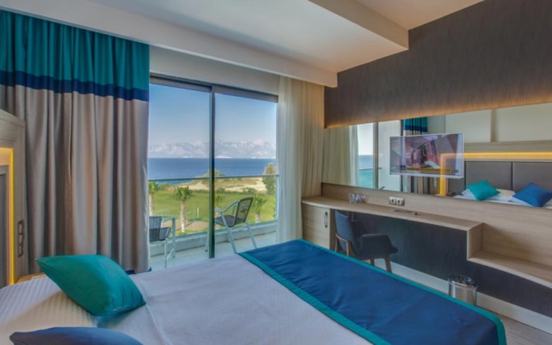 Antalya utazás Falcon Hotel