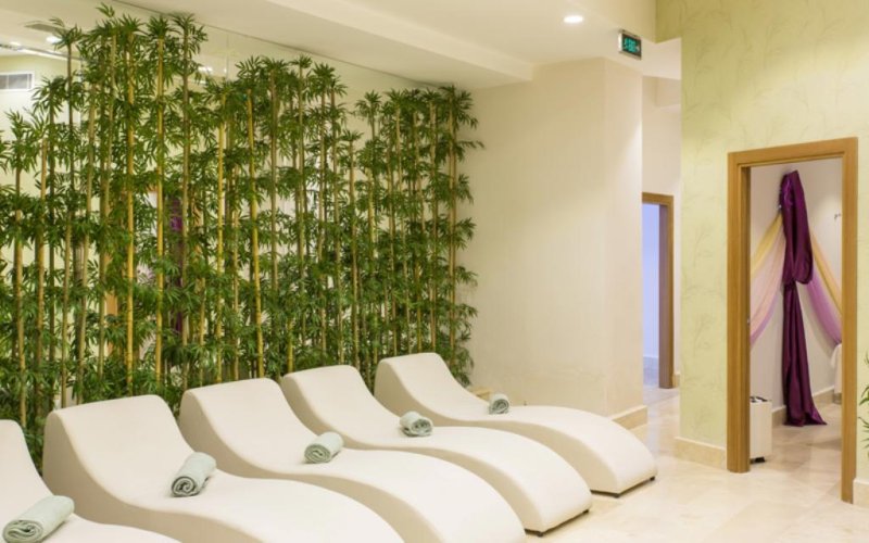 Antalya utazás Falcon Hotel