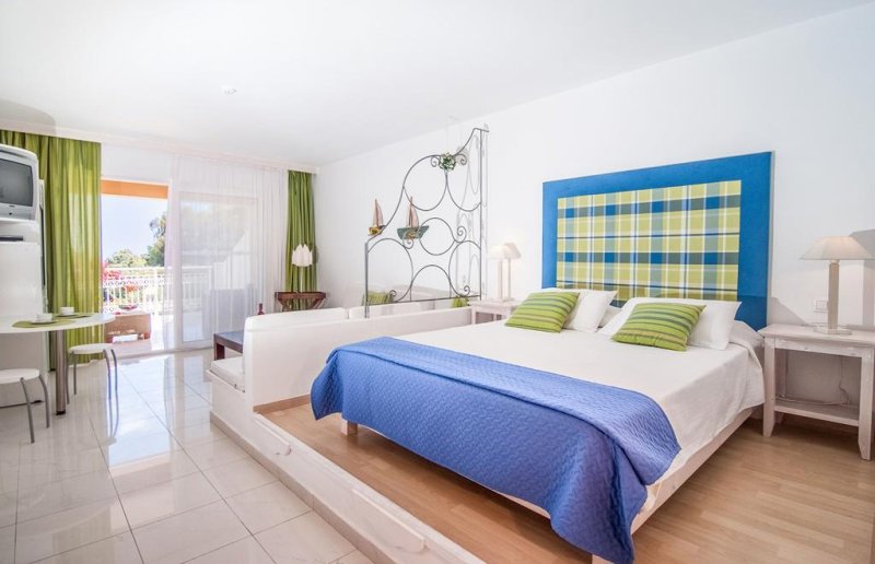 Zakynthos Vassilikos utazás Gerakas Belvedere Luxury Suites