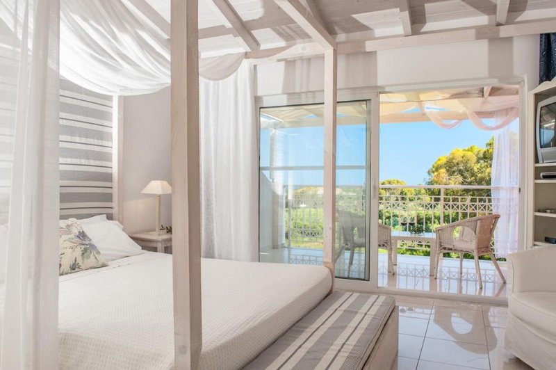 Zakynthos Vassilikos utazás Gerakas Belvedere Luxury Suites