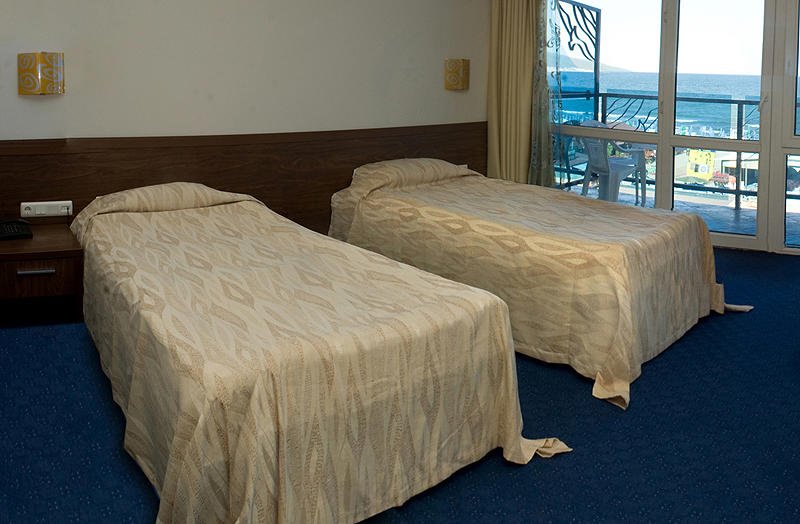 Napospart utazás Glarus Hotel