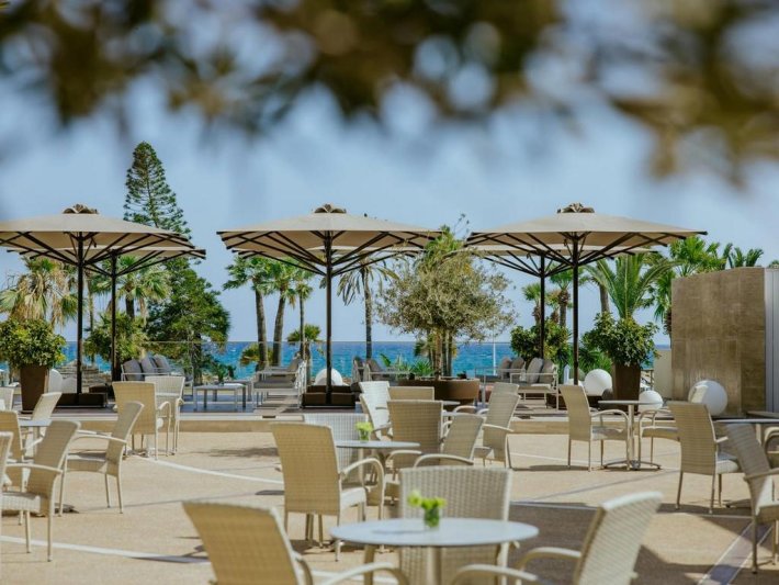 Dél-Ciprus Larnaca utazás Golden Bay Beach Hotel