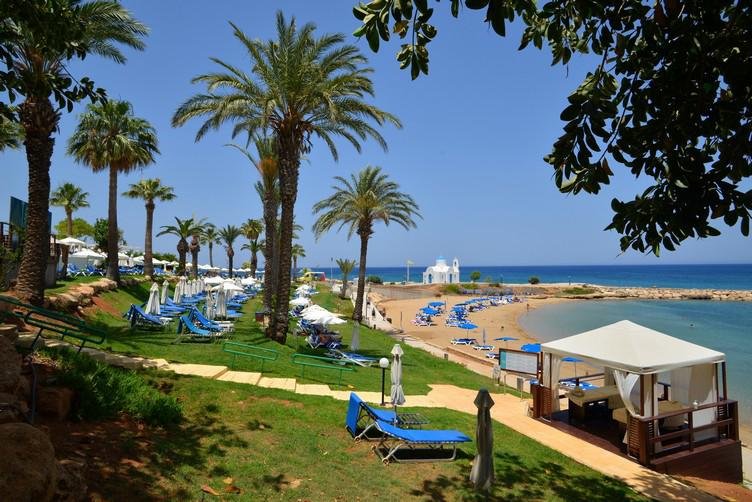 Dél-Ciprus utazás Golden Coast Beach Hotel