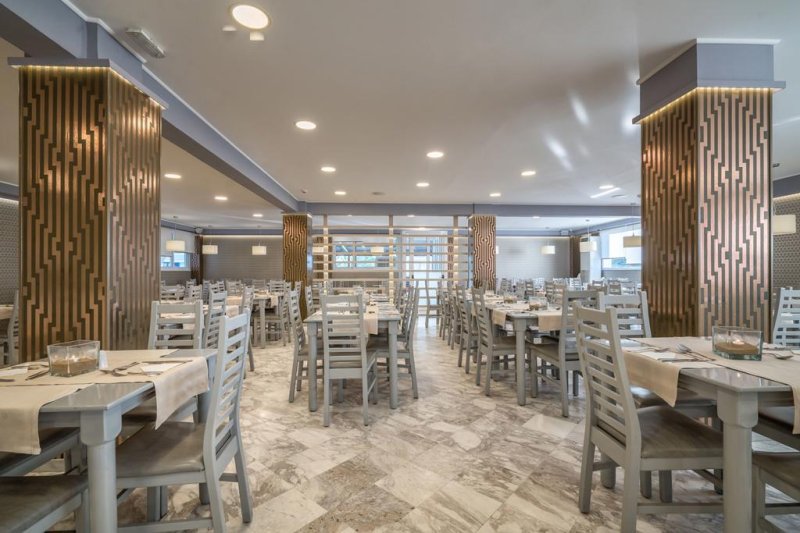 Zakynthos Kalamaki utazás Golden Sun Hotel