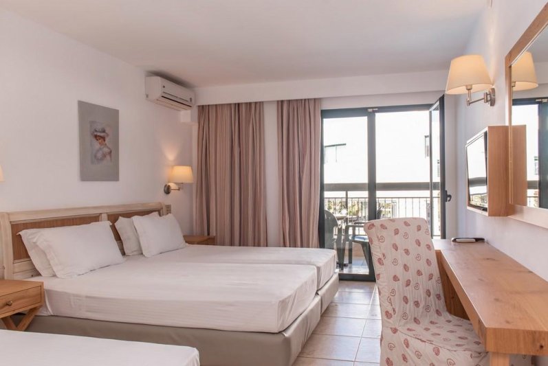 Kréta Gouves utazás Waterpark Holiday Resort