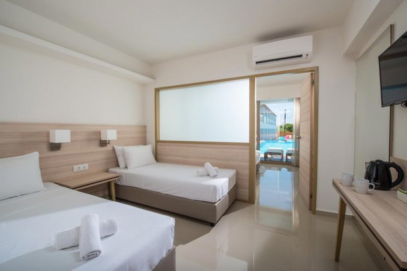 Kréta Gouves utazás Waterpark Holiday Resort