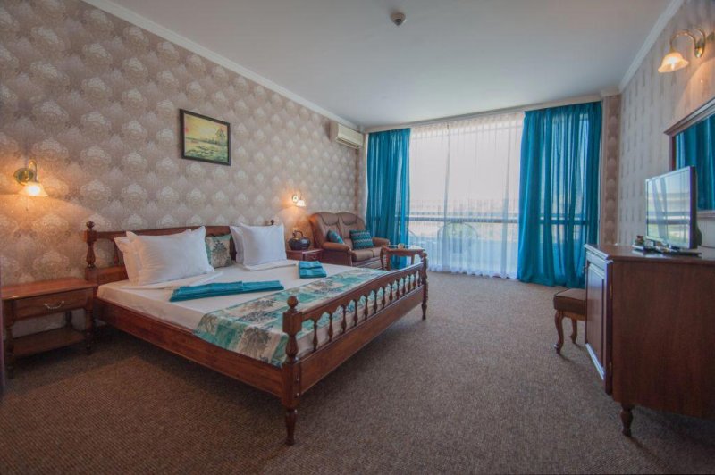 Napospart utazás Hotel Mercury