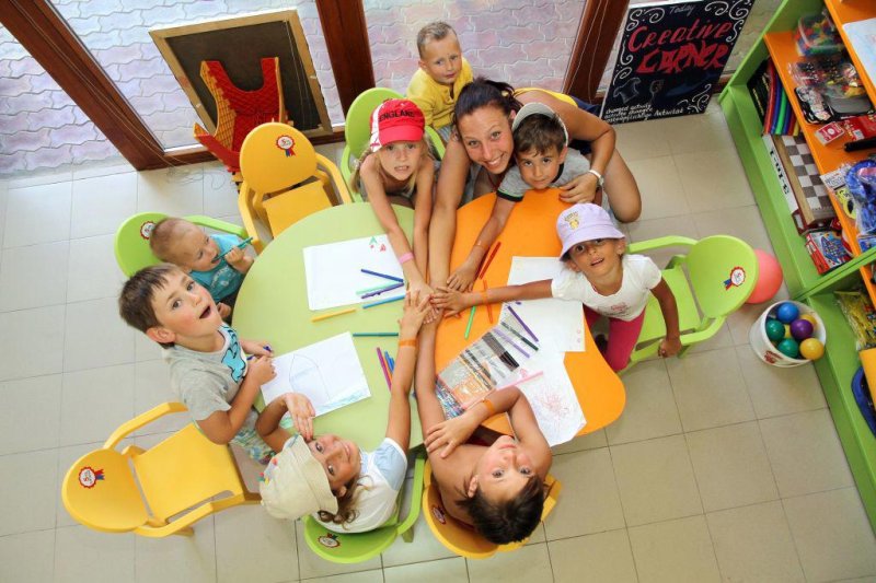 Napospart utazás Hotel Mercury